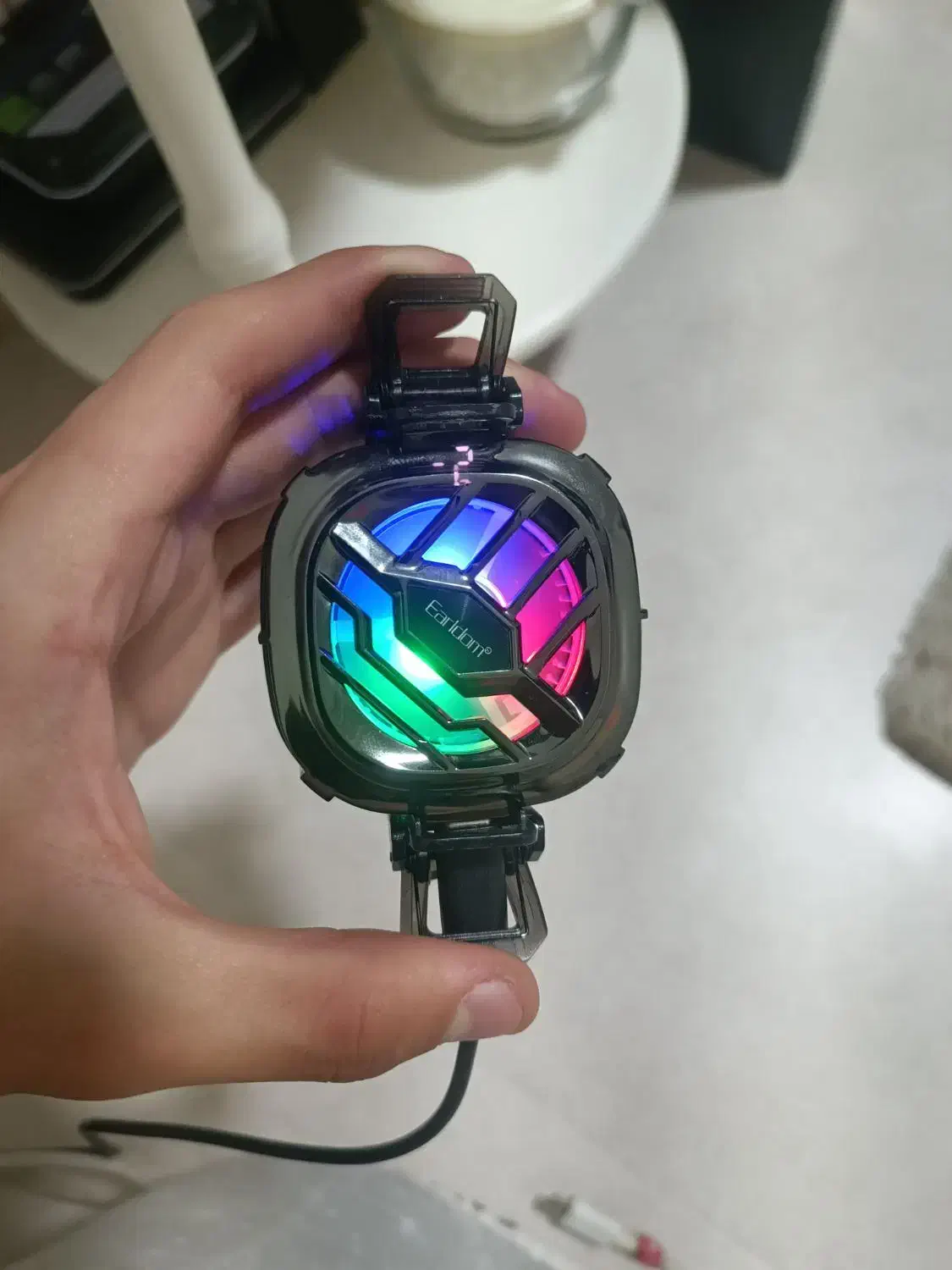 فن خنک کننده گوشی مدل BingWang|لوازم جانبی موبایل و تبلت|گرگان, |دیوار