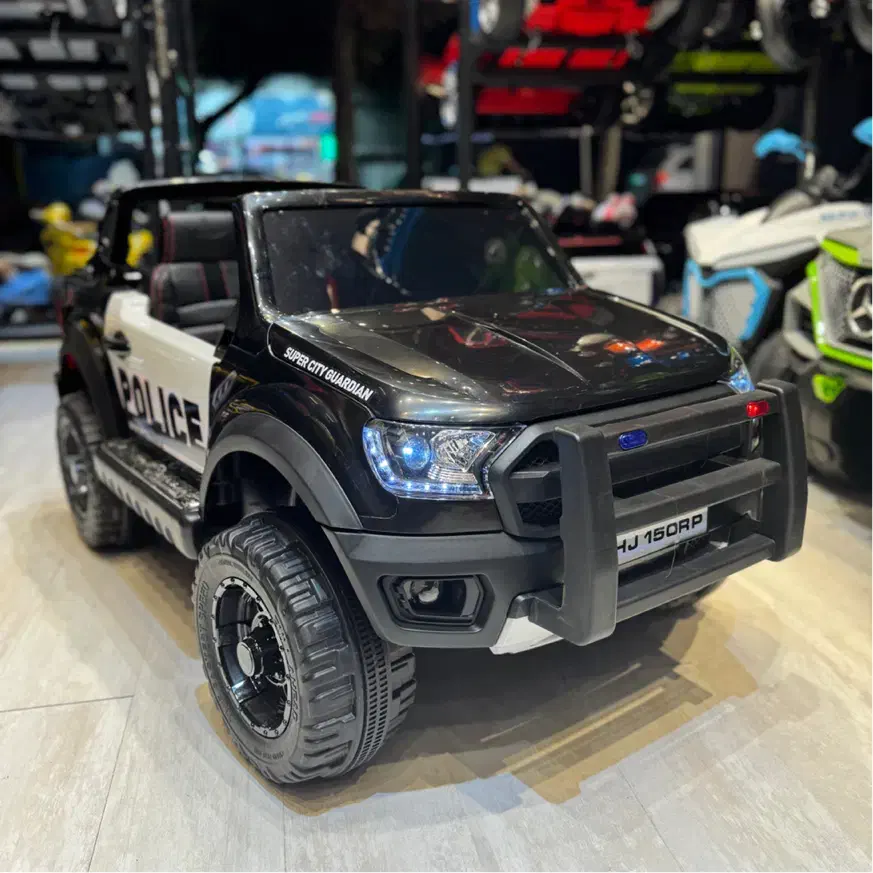 ماشین شارژی فورد پلیس کمک فنر فلزی ( موتورشارژی )|اسباببازی بچه|مشهد, آبکوه|دیوار