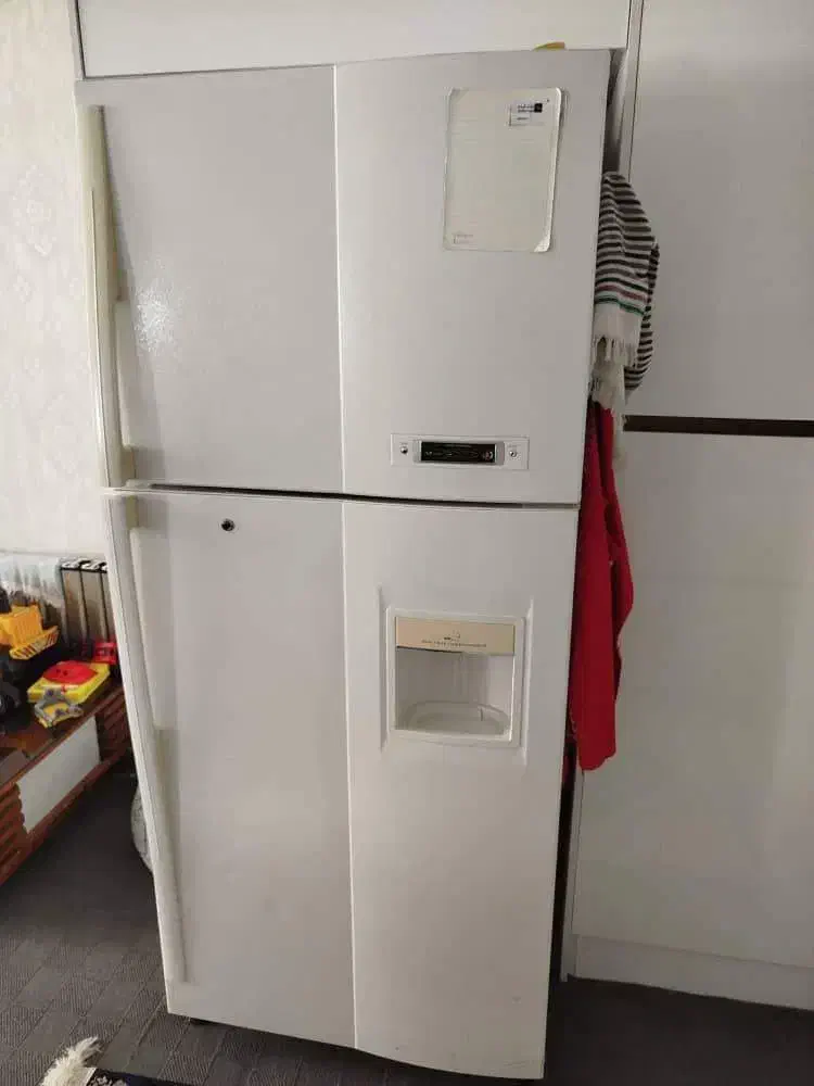 یخچال فریزر دوو اصلی|یخچال و فریزر|شاهین‌شهر, شهرک منازل چوبی|دیوار