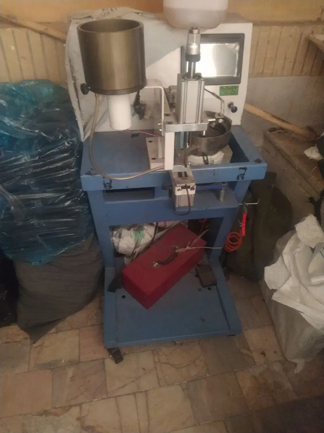 یک دستگاه مروارید زن|ماشینآلات صنعتی|مشهد, حجت|دیوار