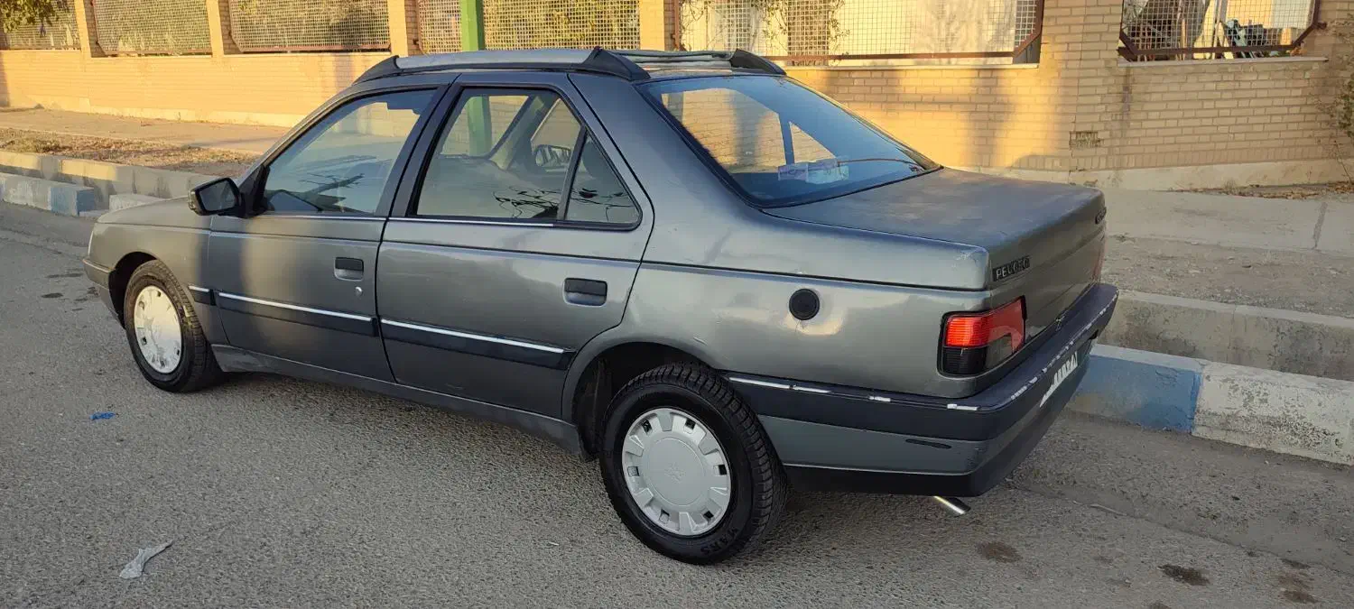 پژو ۲۰۰۰|خودرو سواری و وانت|محمدشهر, شهرک پیام (مهرالبرز)|دیوار