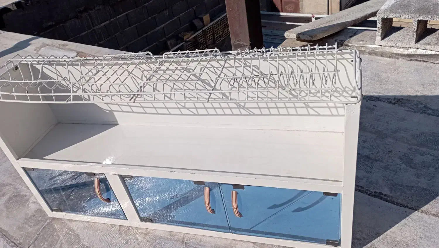 آبچکان|آبچکان و نظمدهنده ظروف|کرمانشاه, |دیوار