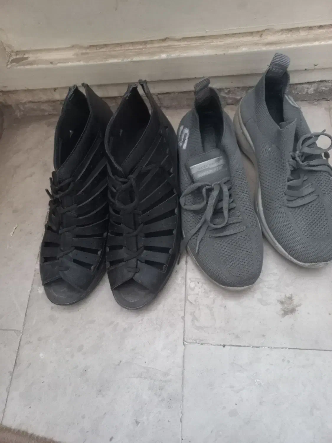 چند جفت کفش|کیف، کفش، کمربند|بیرجند, |دیوار