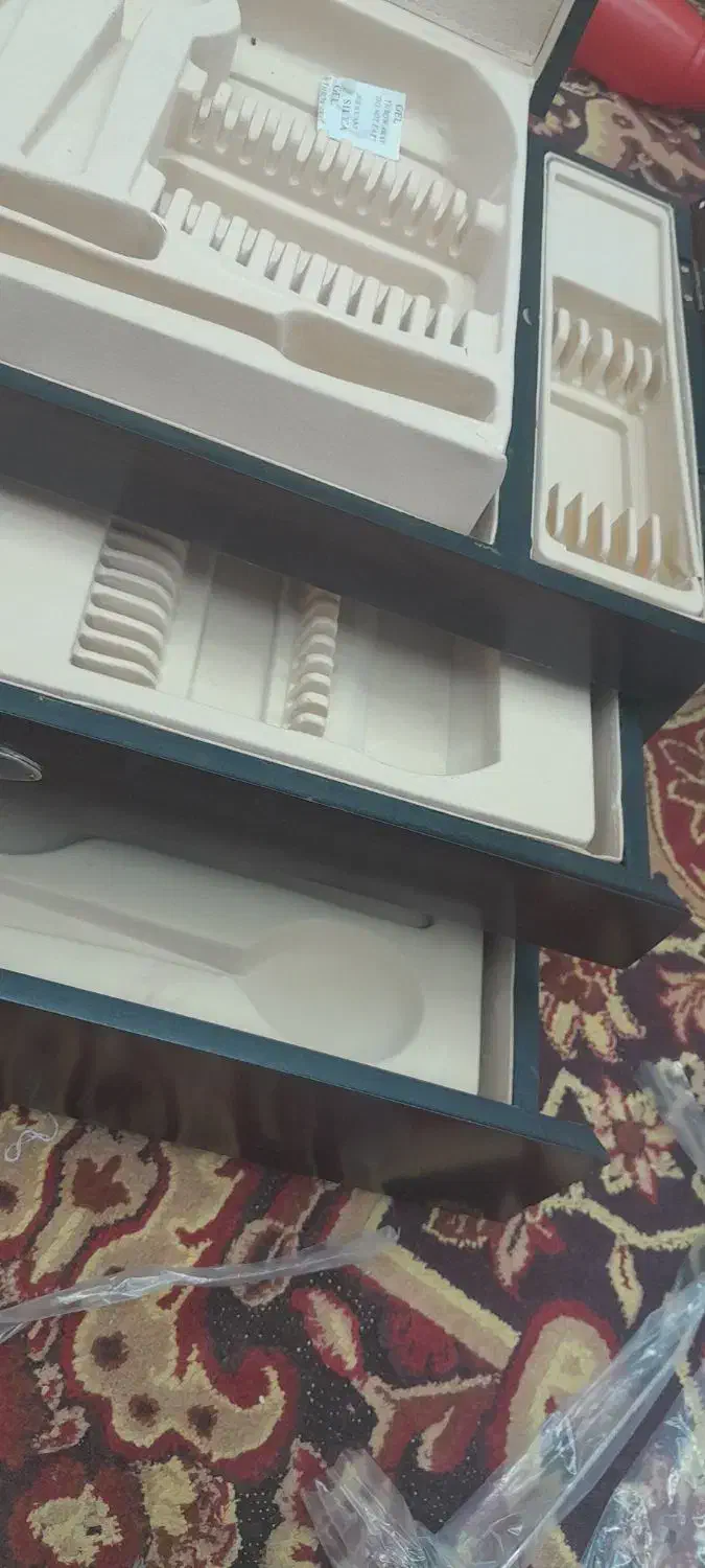 چمدان چوبی سرویس قاشق چنگال|صنایع دستی و سایر لوازم تزئینی|بندر ماهشهر, |دیوار