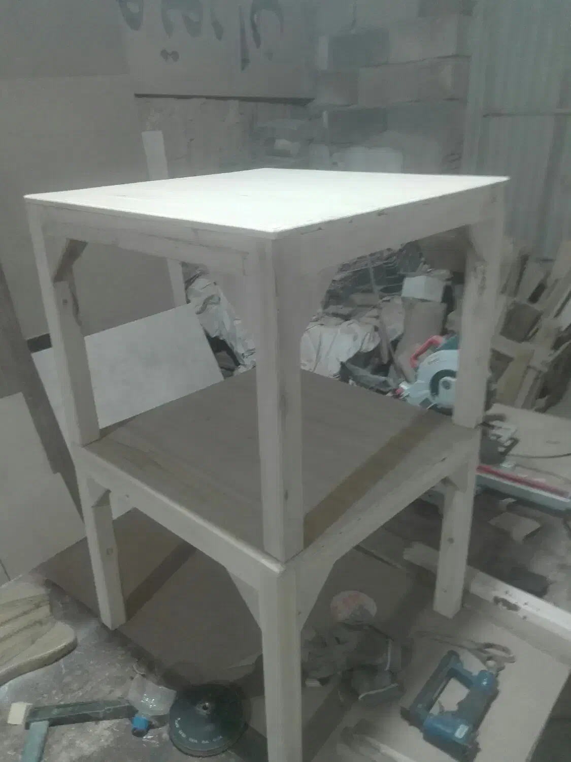 کرسی چوبی|صندلی و نیمکت|آباده, |دیوار