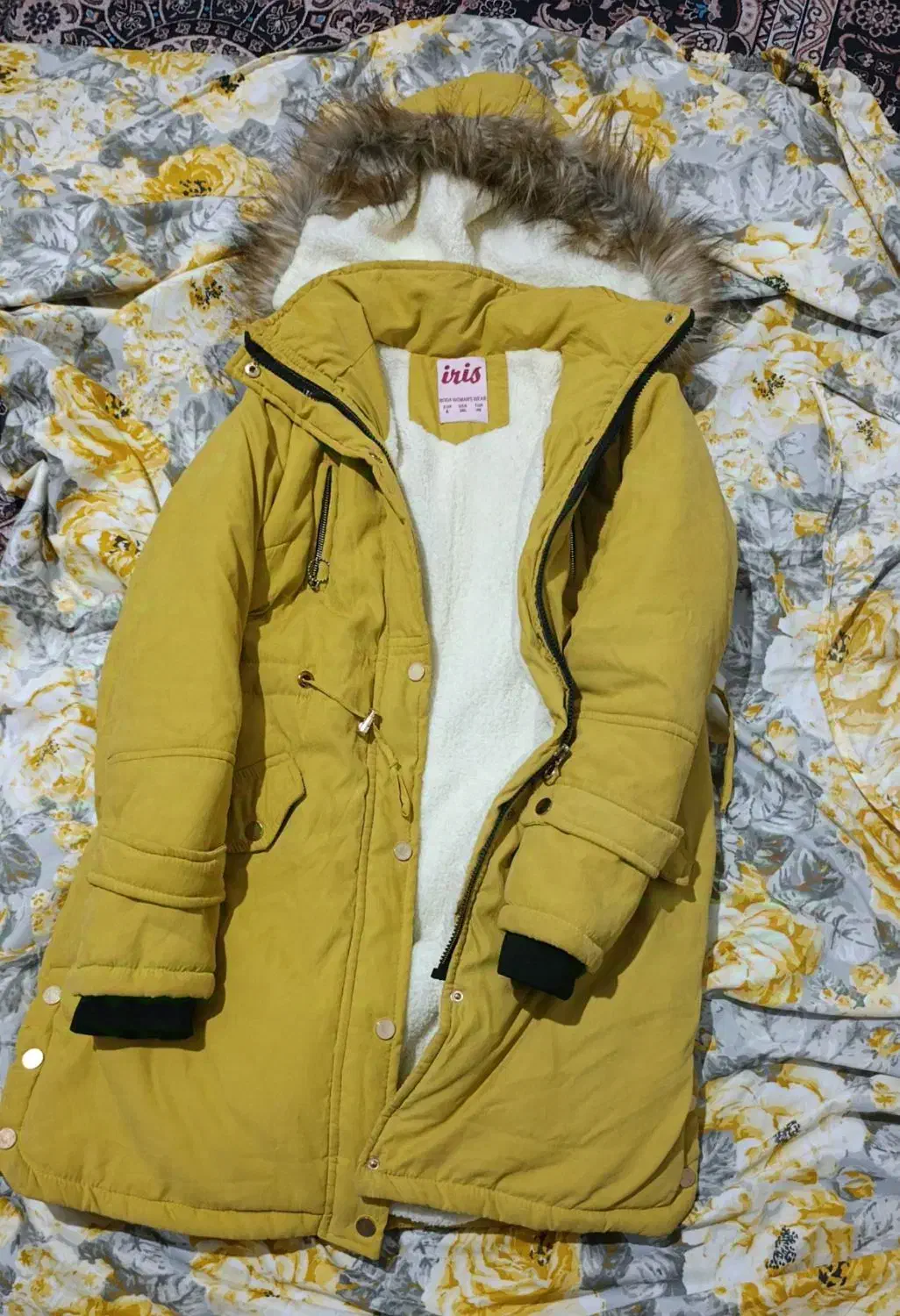 کت نو نو هستش|لباس|یاسوج, |دیوار