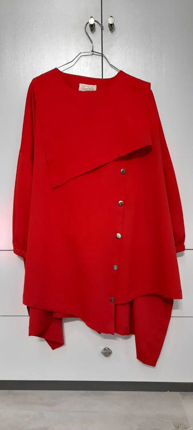 تعدادی مانتو فروشی هرکدام به قیمت ۲۰۰تومان|لباس|تایباد, |دیوار