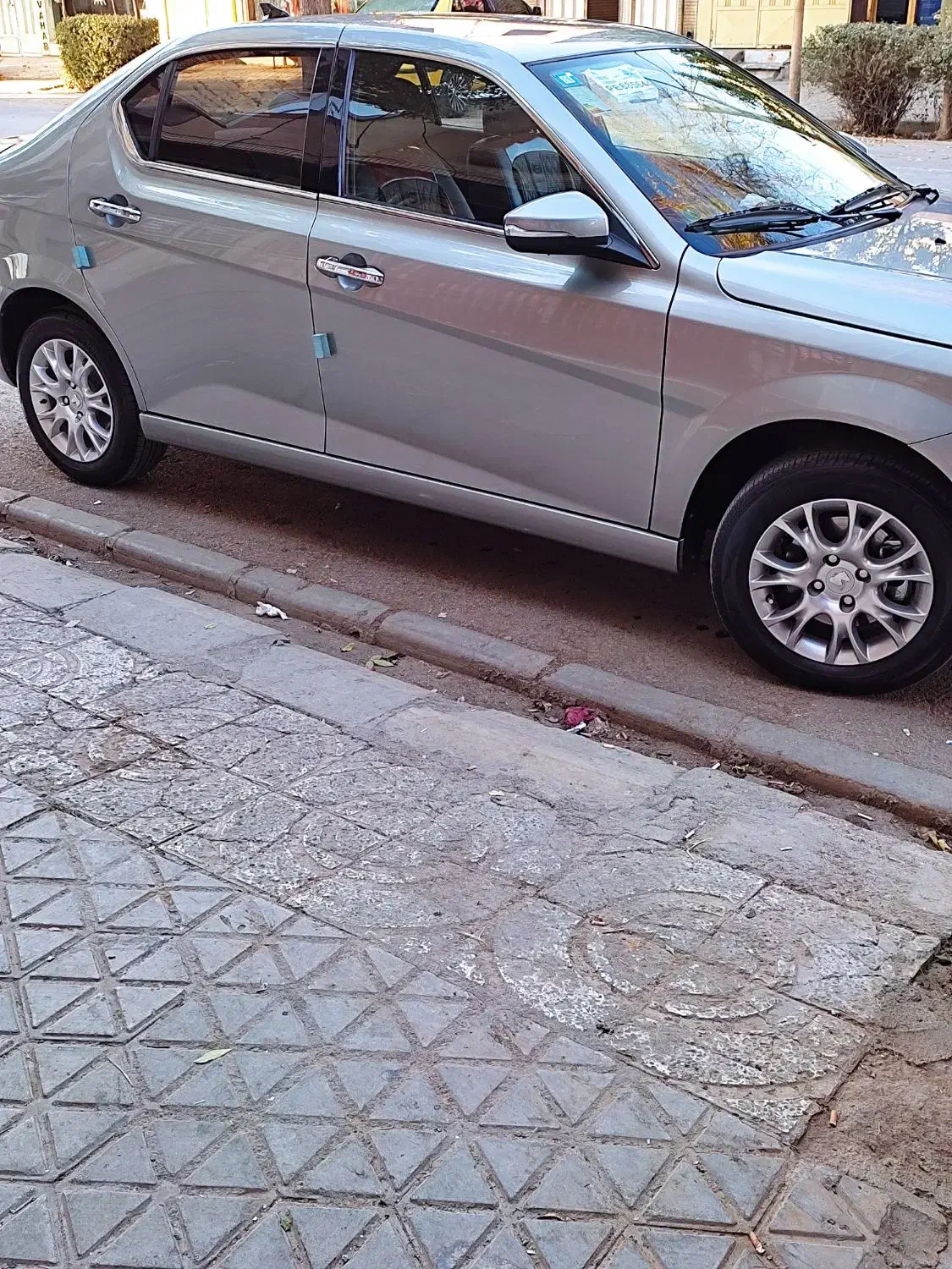 فروش فوری دنا پلاس معمولی|خودرو سواری و وانت|فولادشهر, پارک کوهستان|دیوار