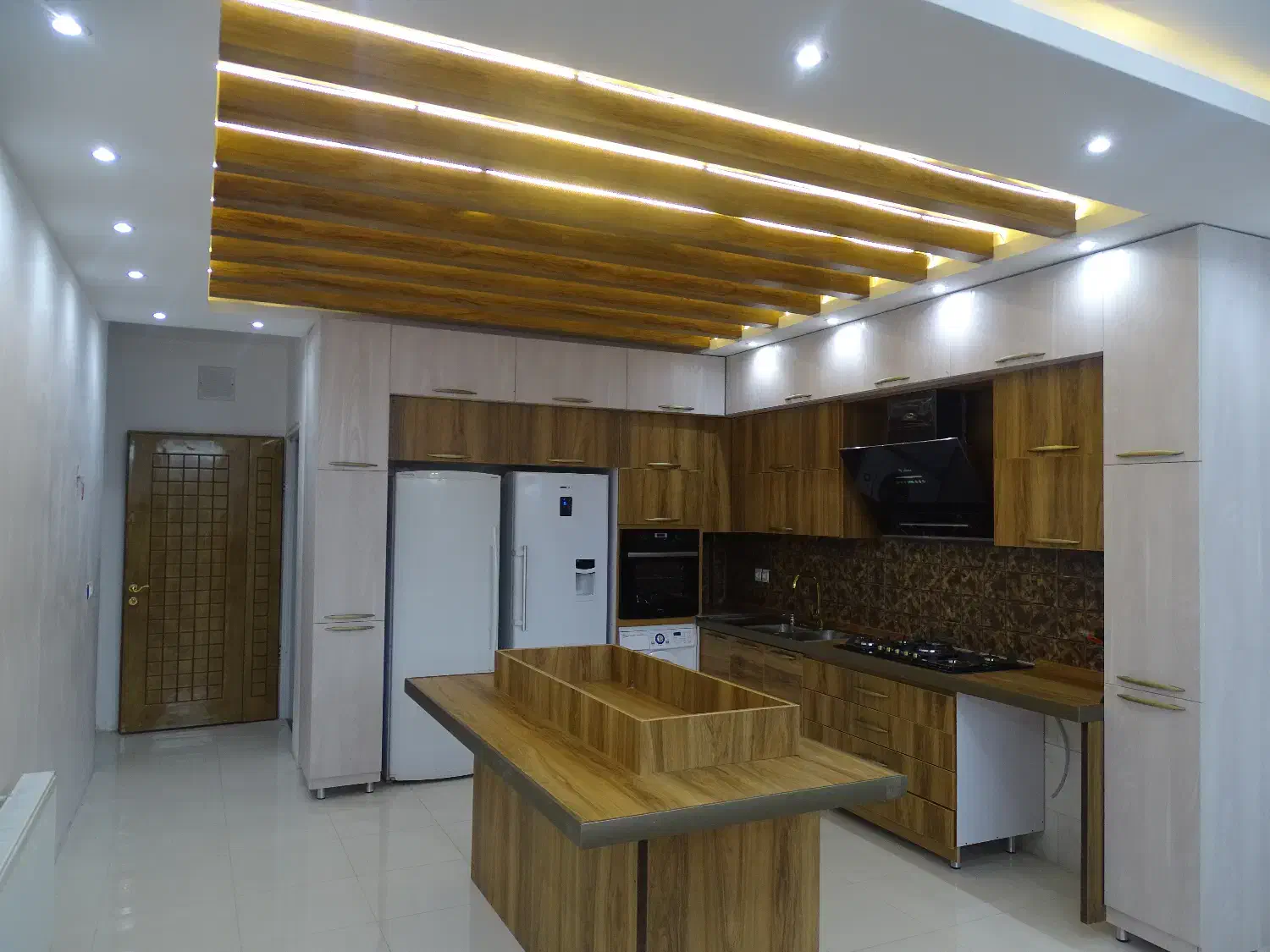 پیمانکاری ساختمان،باغ، ویلا گروه مهندسی بعد چهارم|خدمات پیشه و مهارت|نجفآباد, سعدی|دیوار