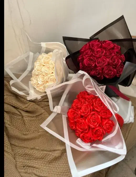 گل رز روبانی|گل مصنوعی|خاروانا, |دیوار