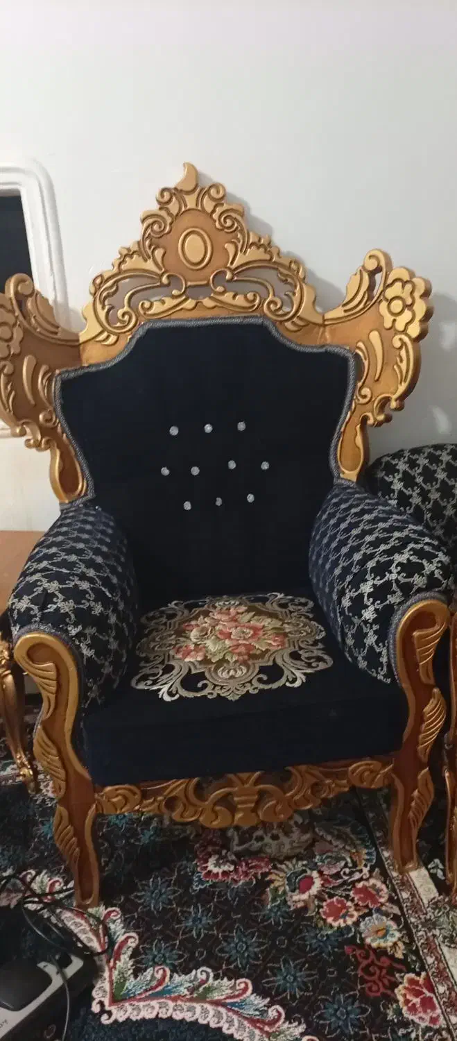 مبلمان بسیار زیبا|مبلمان خانگی و میز عسلی|رودبار (کرمان), |دیوار