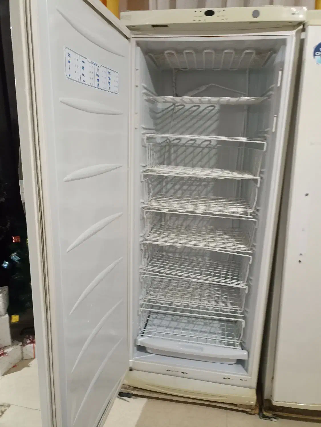 یخچال و فریزر|یخچال و فریزر|تاکستان, |دیوار