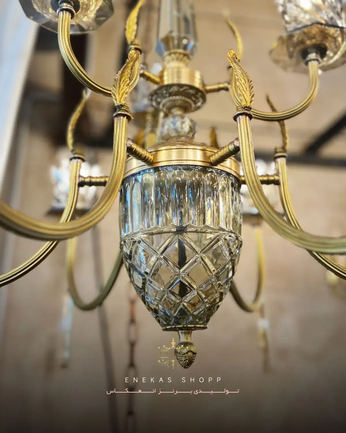 تخفیف لوستر و برنز به مناسبت روز مادر|لوستر و چراغ آویز|کاشان, بهشتی|دیوار