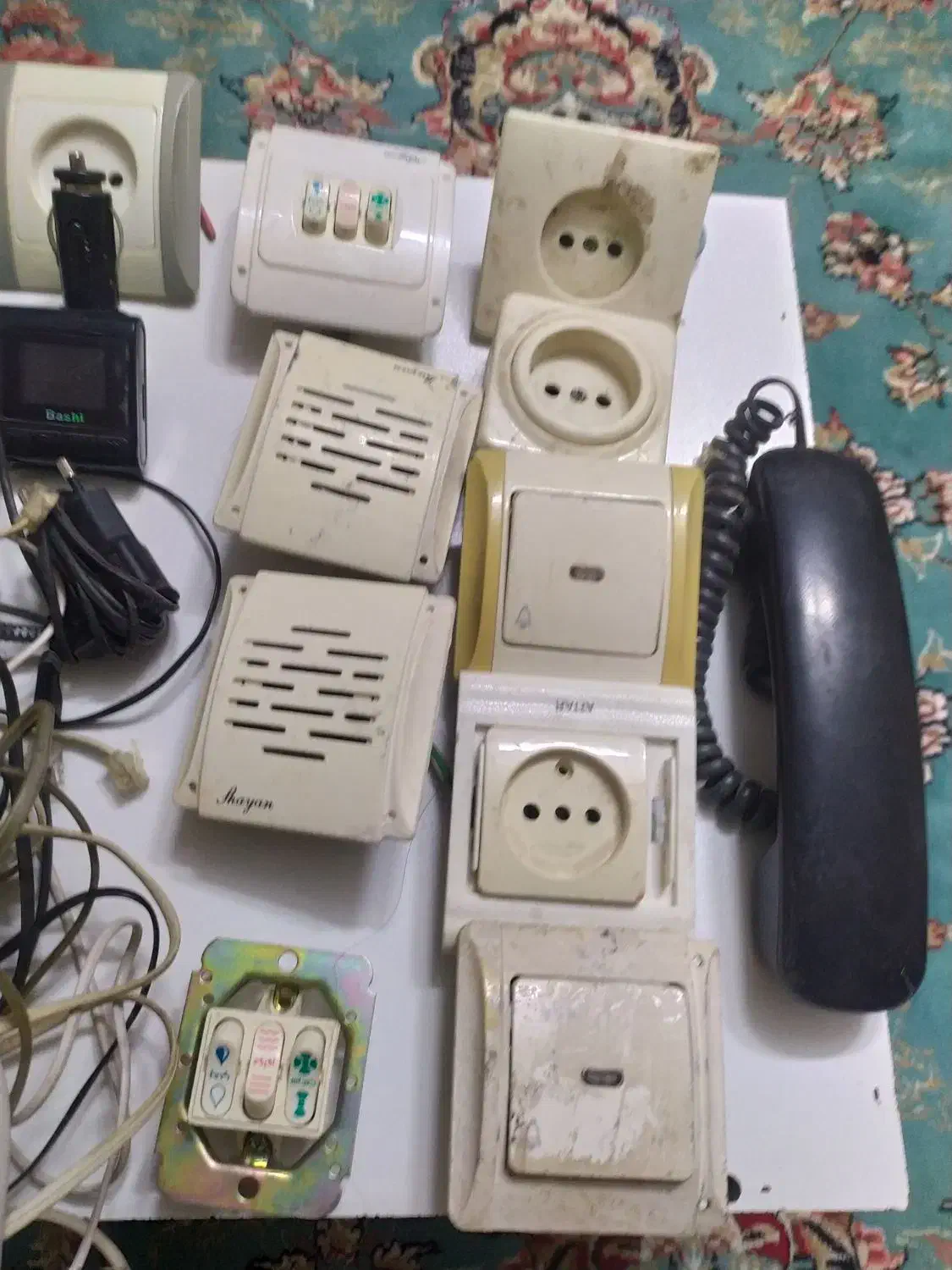 وسایل شخصی )  یک میلیون ششصد هزار تومان|حراج|مشهد, خواجه ربیع|دیوار