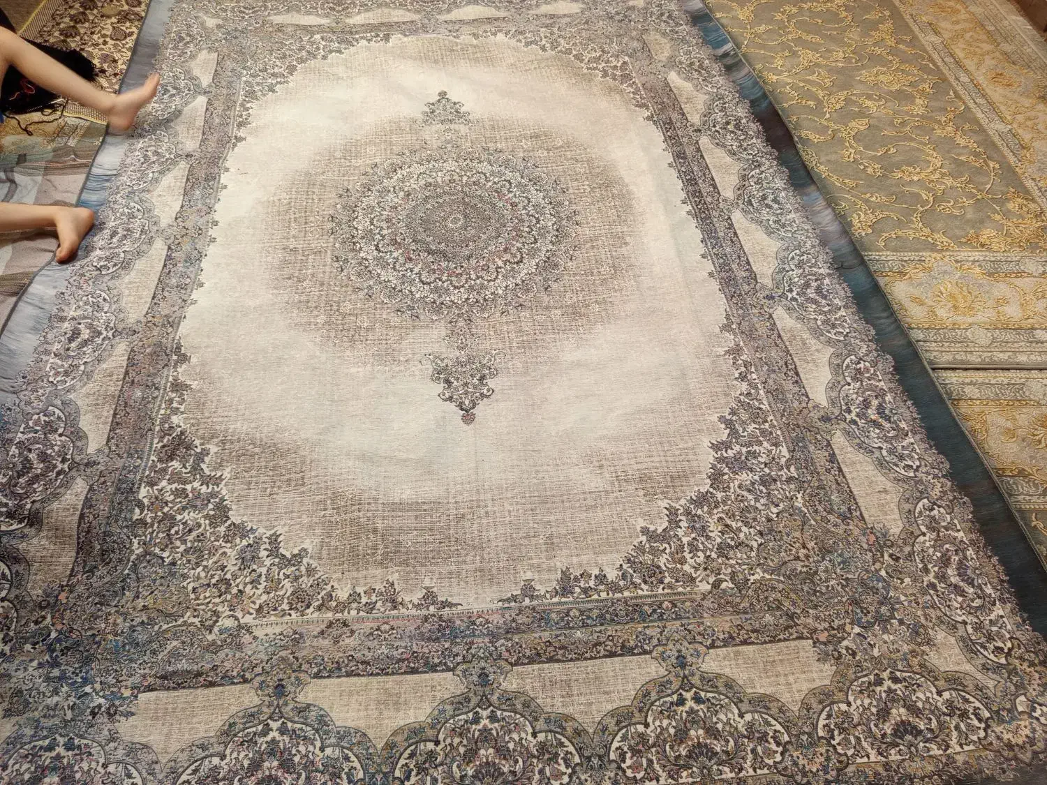 روفرشی ۶ متری|روفرشی|شیراز, شهرک رضوان|دیوار