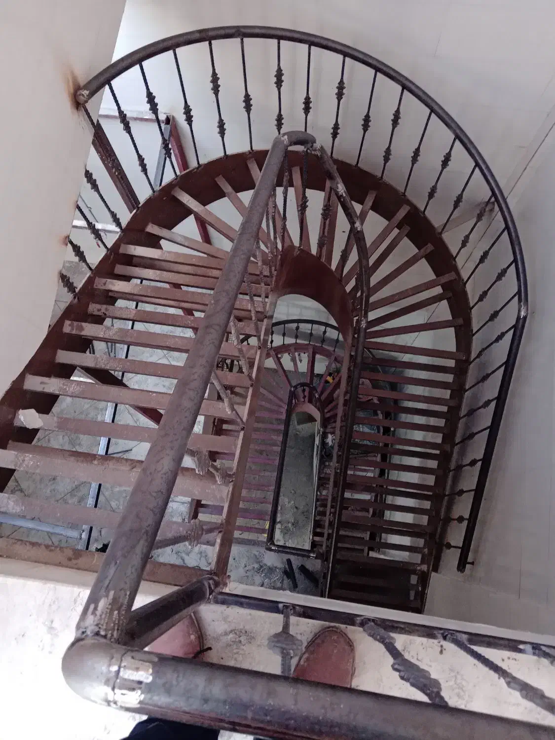 خدمات جوشکاری ساخت سازه های فلزی|خدمات پیشه و مهارت|شاهینشهر, برخوار غرب|دیوار