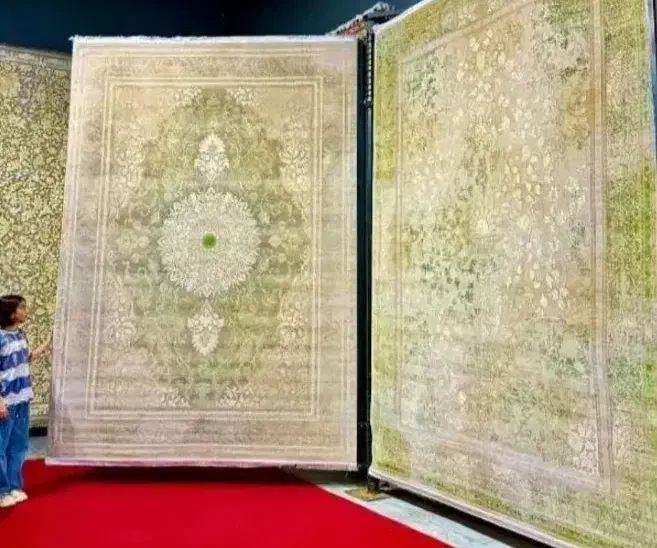 فرش های لاکی+1500شانه 700شانه تمام نخ/قالی مارال،،|فرش|بوشهر, |دیوار