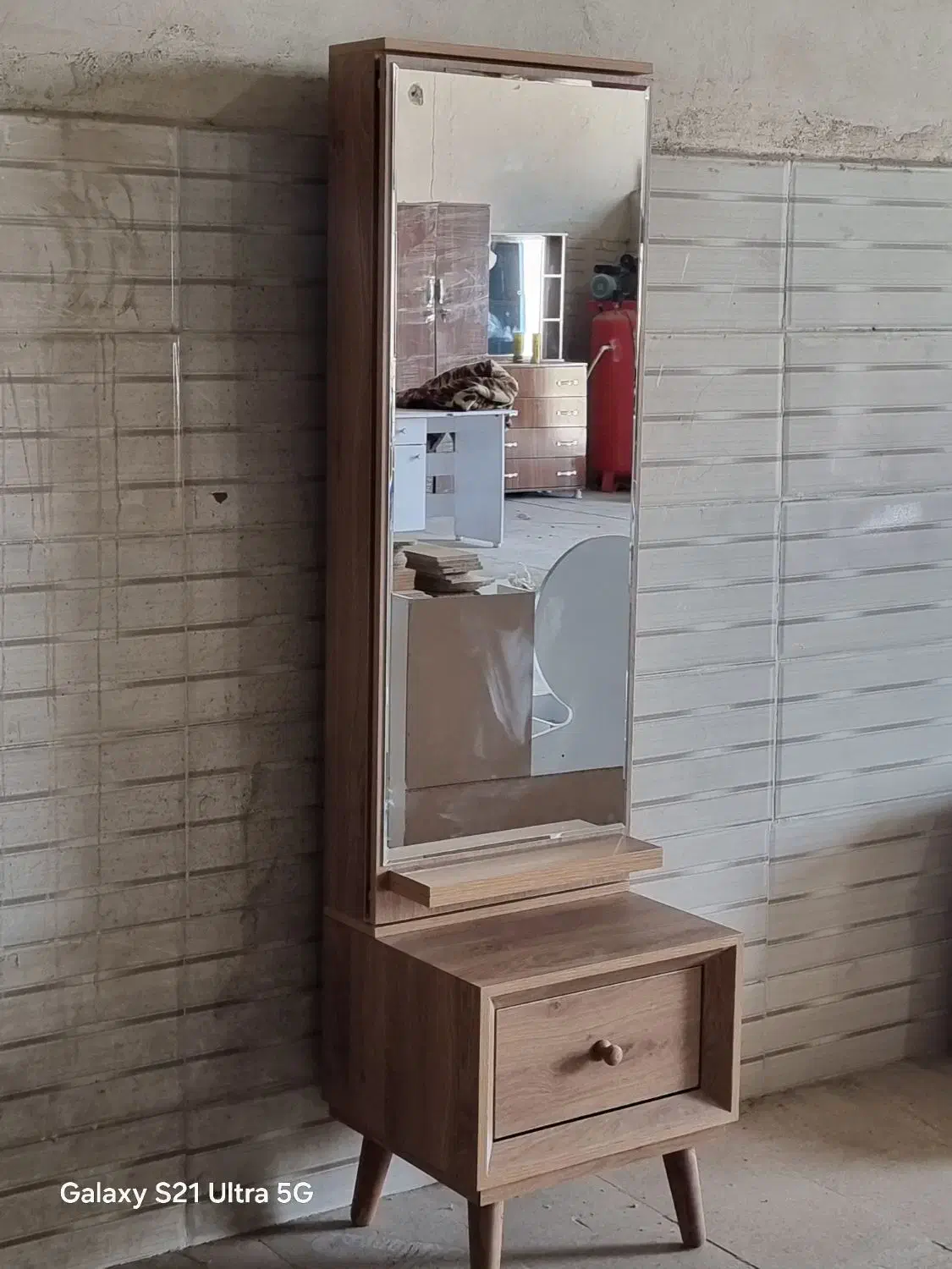 اینه قدی مدرن تخفیف تخفیف|آینه|مشهد, بهمن|دیوار