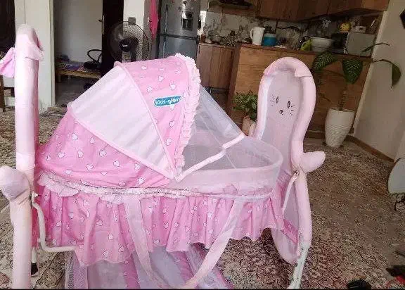 گهواره بچه|تخت و صندلی بچه|تایباد, |دیوار