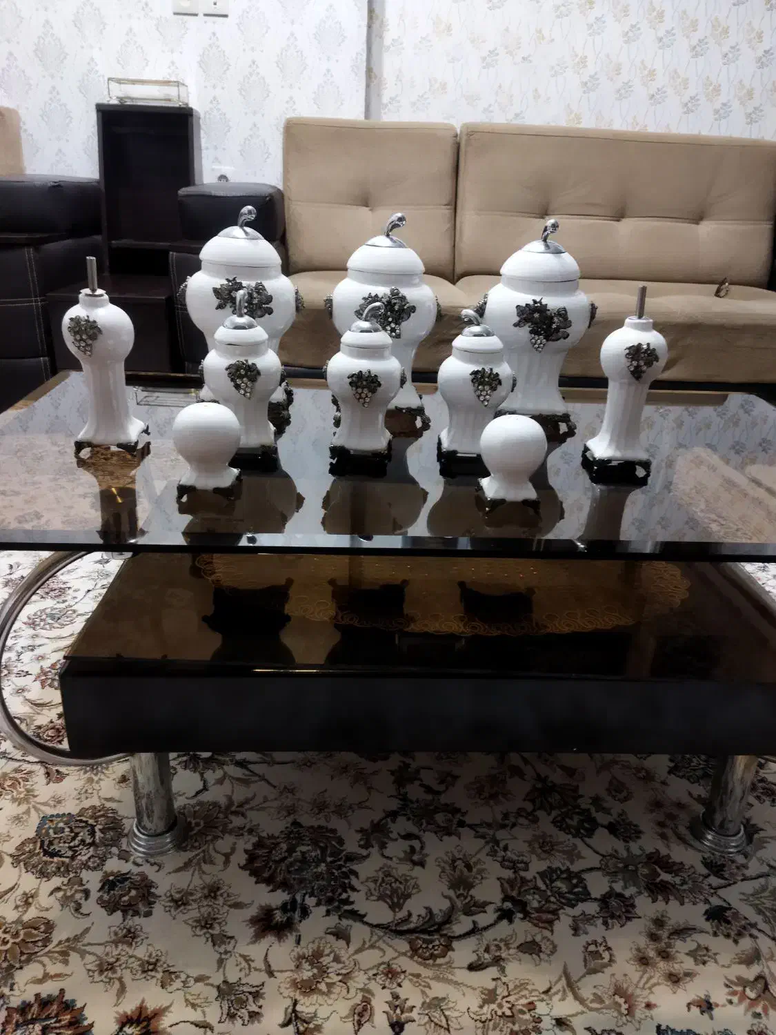 مقداری لوازم خانگی|ظروف سرو و پذیرایی|الیگودرز, |دیوار