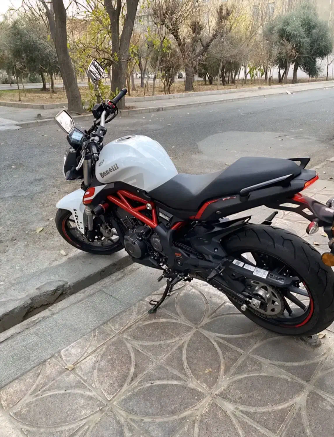 بنلی ۳۰۰ جفت سیلندر|موتورسیکلت|گرگان, |دیوار