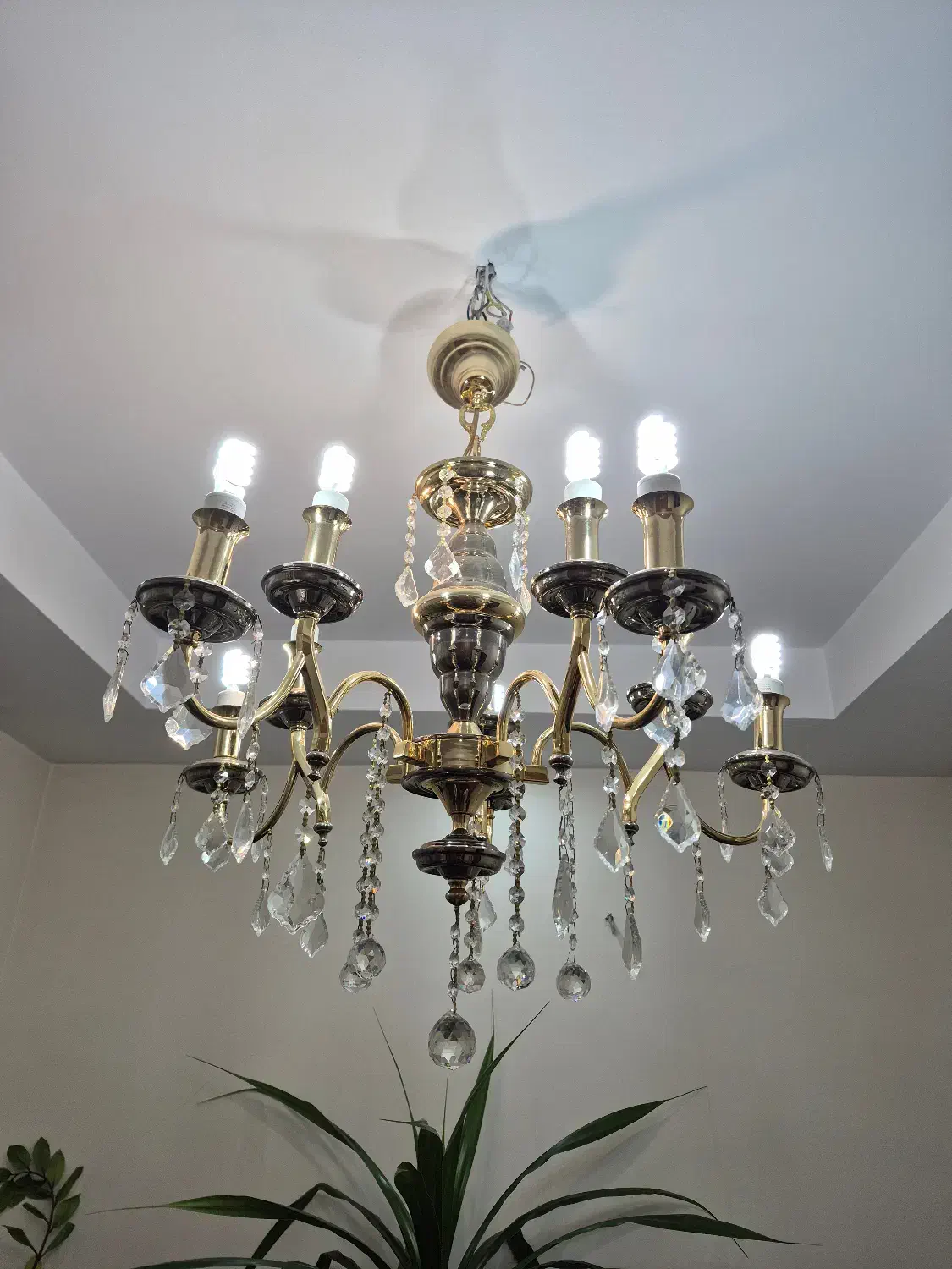 دو عدد لوستر برنز با دیوارکوب|لوستر و چراغ آویز|تهران, تهران‌ویلا|دیوار