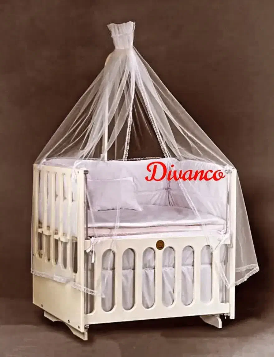 تخت کنارمادر دیوانکو|تخت و صندلی بچه|شیراز, شهرک گلستان شمالی|دیوار