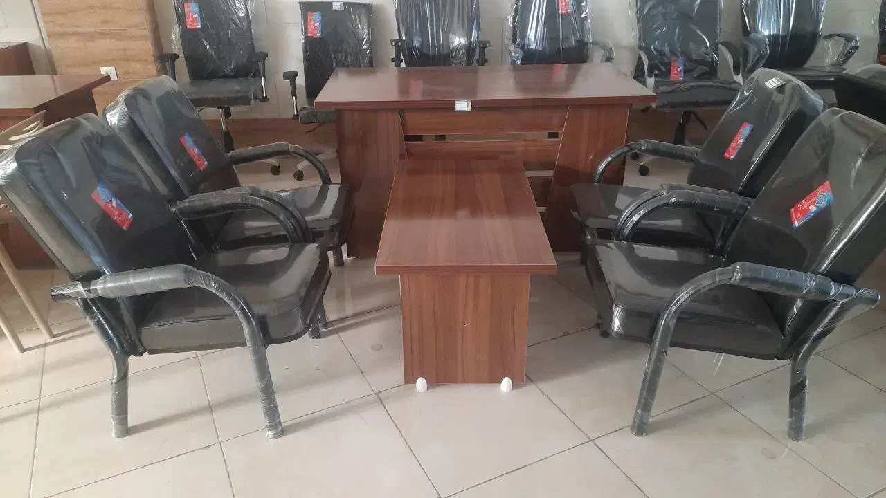 ست کامل اداری میز مدیریت جلو میز انتظار و صندلی|مبلمان اداری|علیآباد کتول, |دیوار