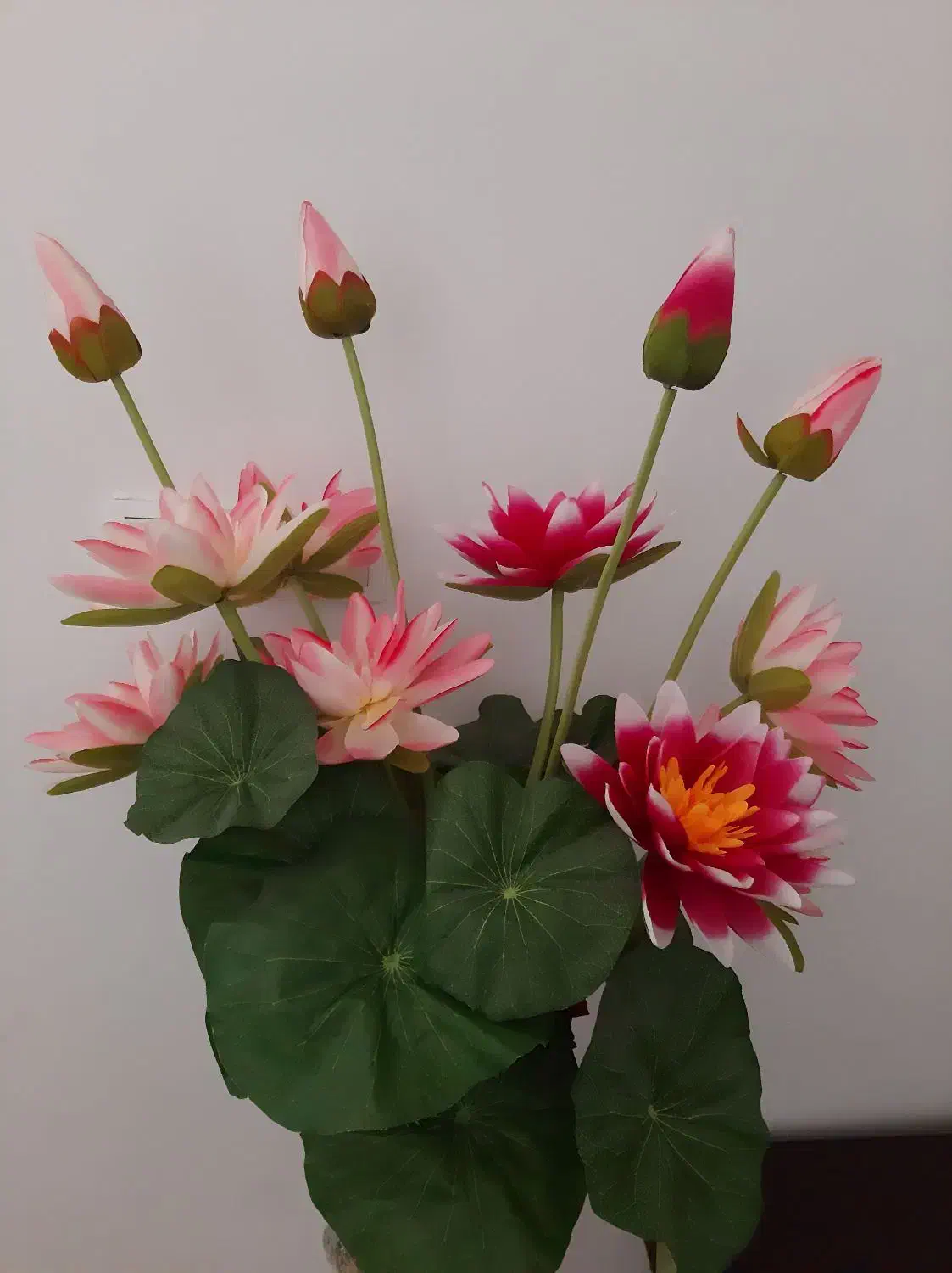 گل وگلدان|گل مصنوعی|اراک, |دیوار