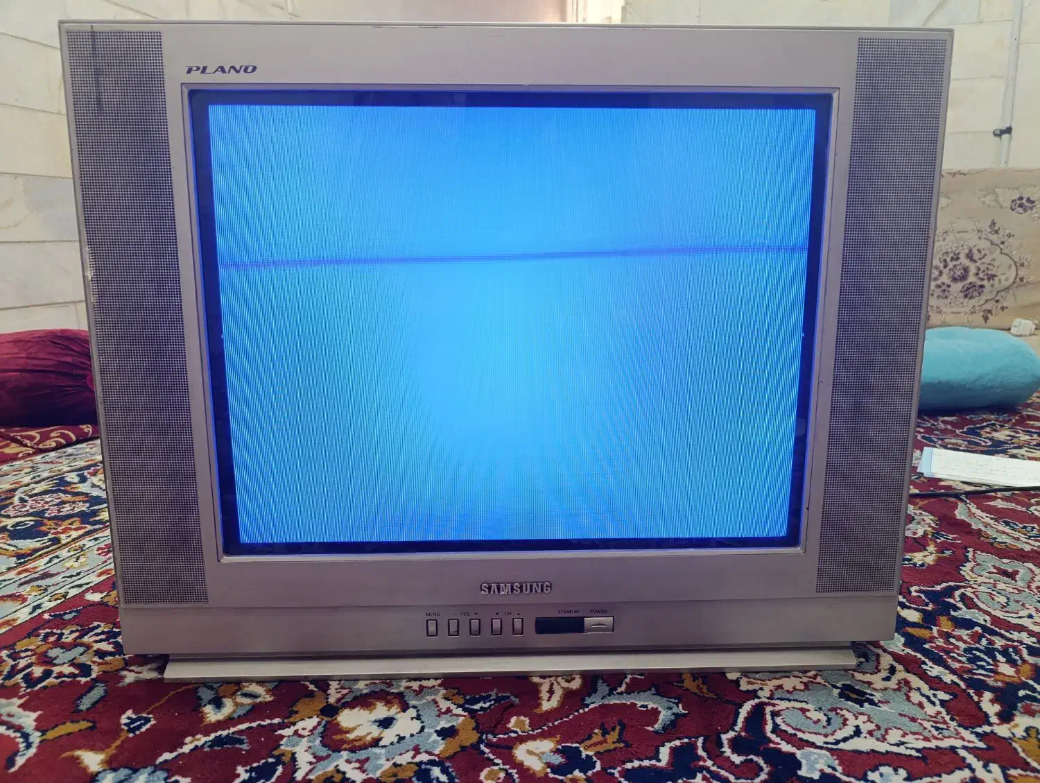 تلویزیون ۲۱ اینچ|تلویزیون و پروژکتور|سیرجان, |دیوار