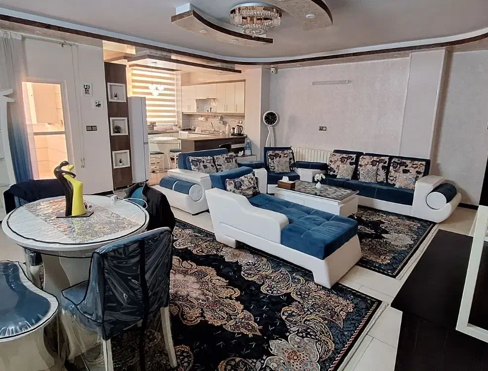 مبل راحتی ۹ نفره|مبلمان خانگی و میز عسلی|شاهین‌شهر, خانه کارگر|دیوار