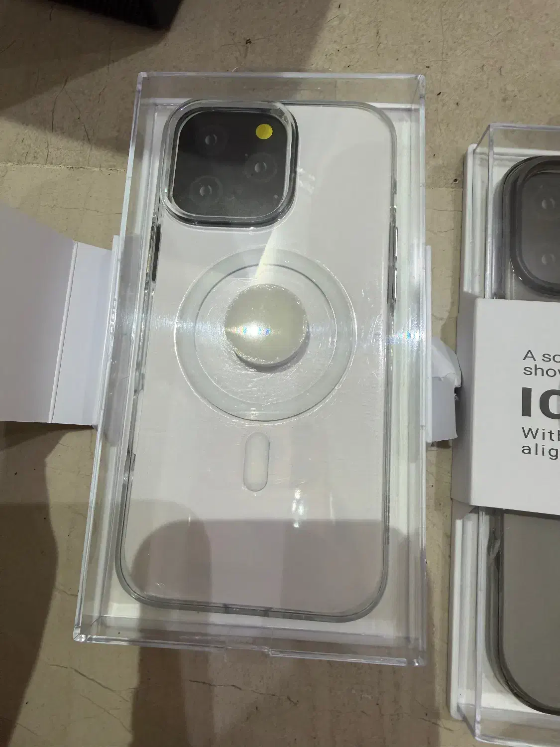 قاب کی دو ۱۶ پرومکس|لوازم جانبی موبایل و تبلت|تهران, قنات‌کوثر|دیوار