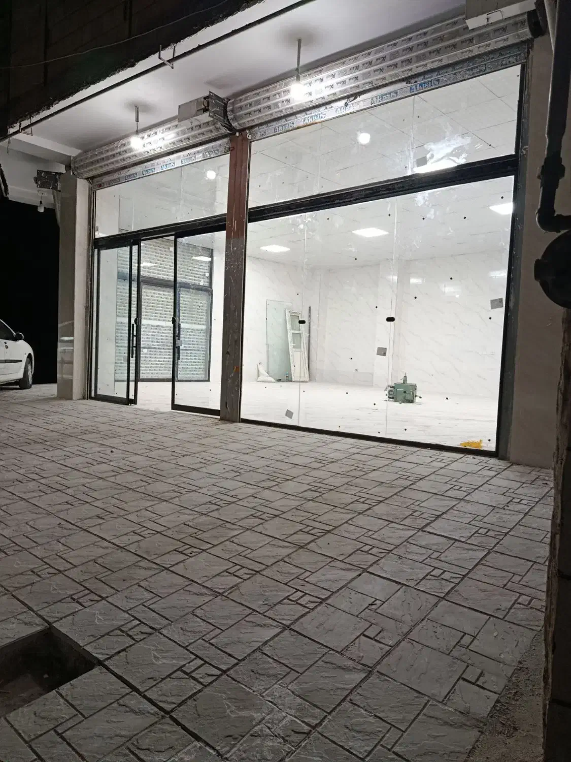 مغازه 100متر مربع  جهت اجاره یا رهن آلارد|اجارهٔ مغازه و غرفه|رباطکریم, الارد|دیوار