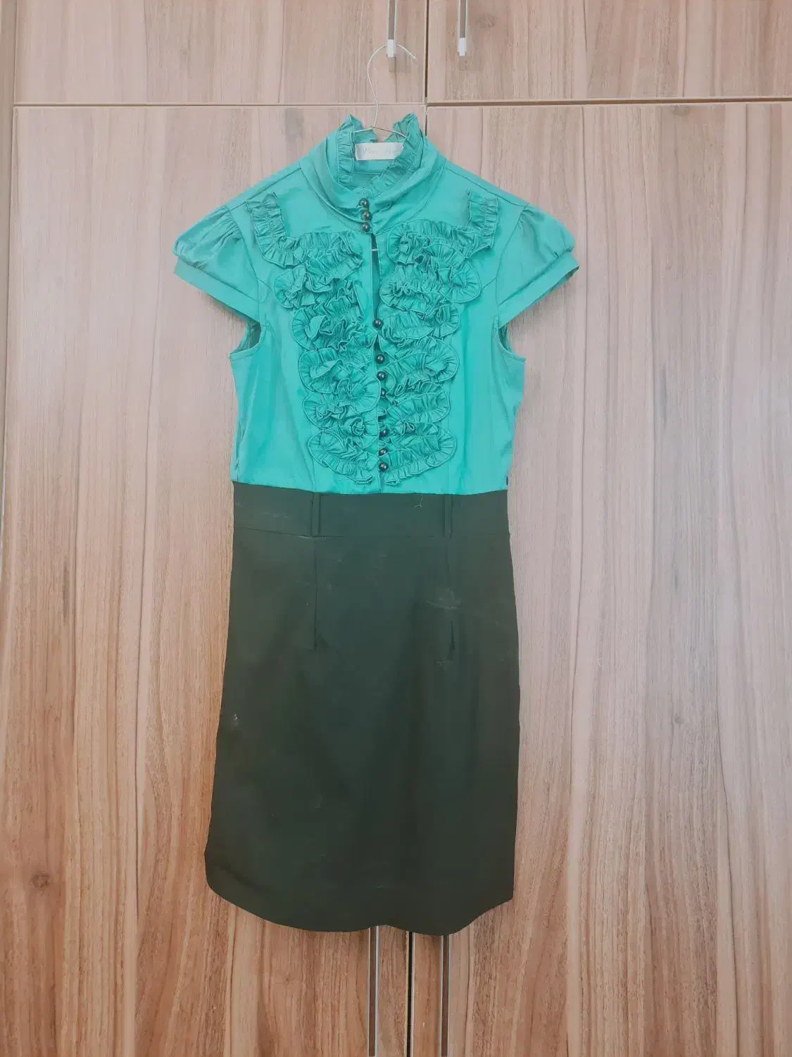 پیراهن مجلسی دخترانه|لباس|کاشان, دانش|دیوار