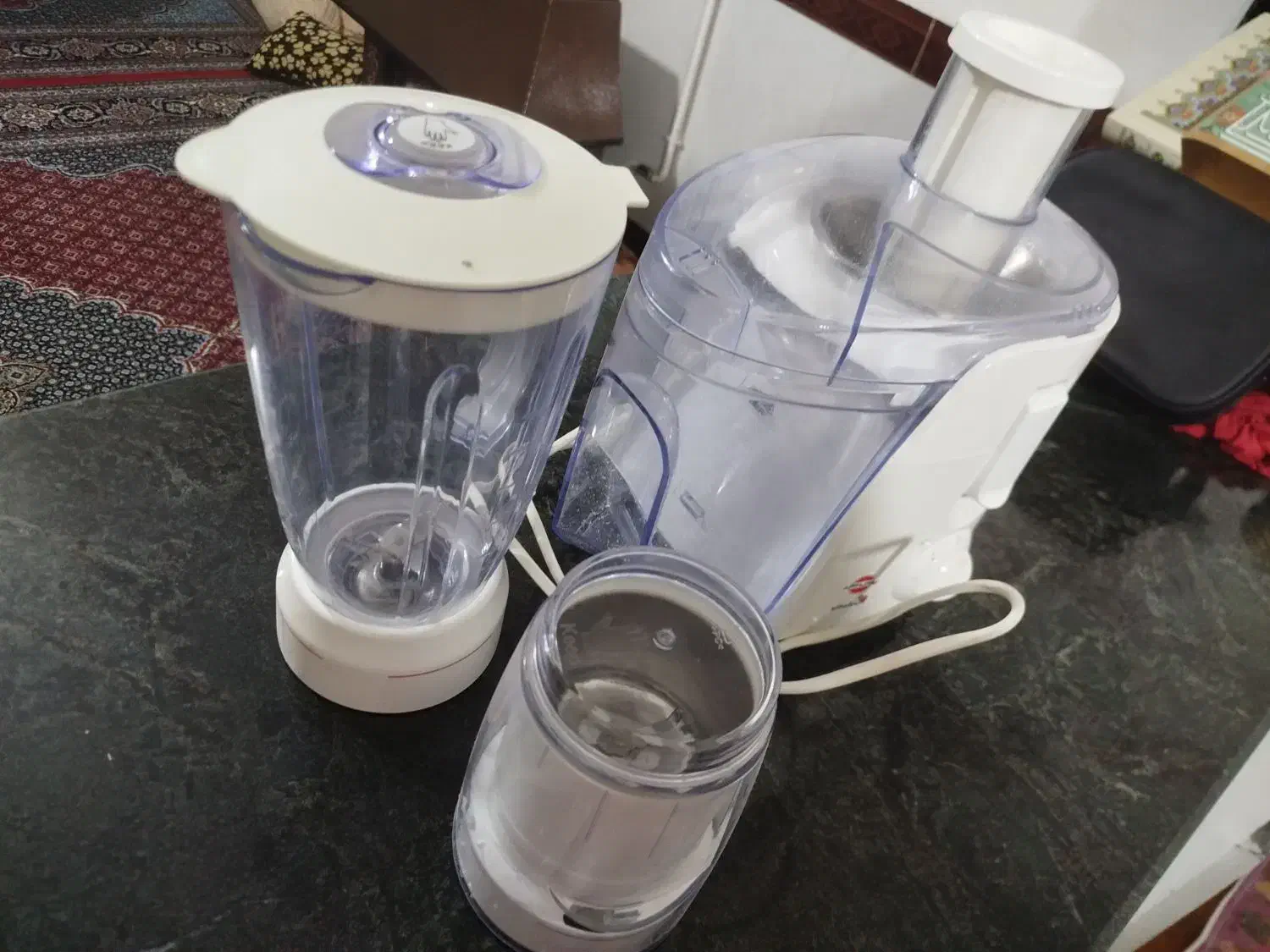 آبمیوه گیری|آبمیوهگیر و آبمرکباتگیر|بیستون, |دیوار