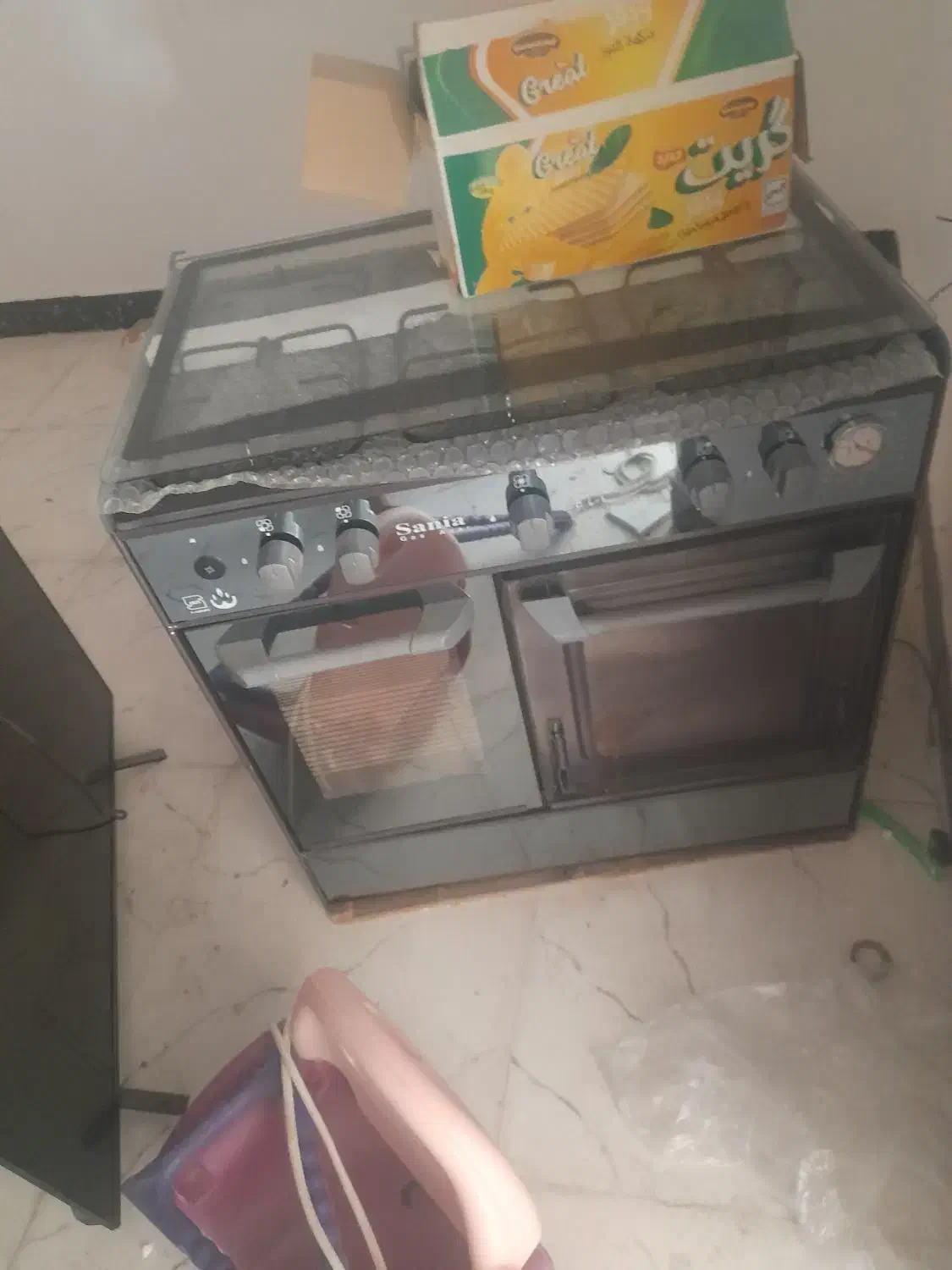 اجاق گاز نو  فقط کارتون ندارد|اجاق گاز و لوازم برقی پخت‌وپز|یاسوج, |دیوار