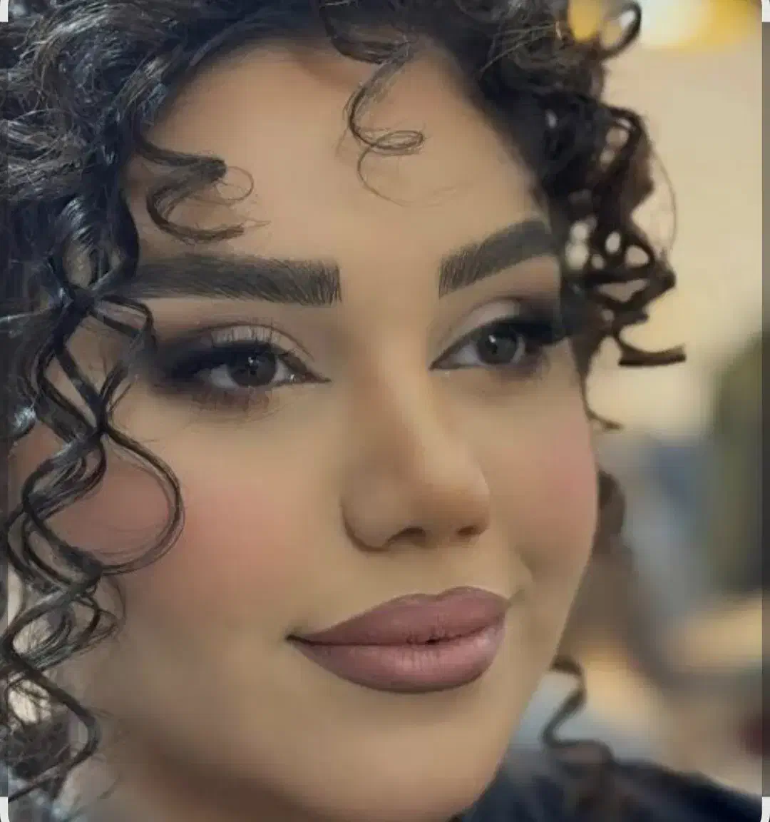 فقط ۵۰۰بابهترین متریال(میکاپ وشنیون عروس وهمراهی*|خدمات آرایشگری و زیبایی|نیشابور, پنجراه|دیوار