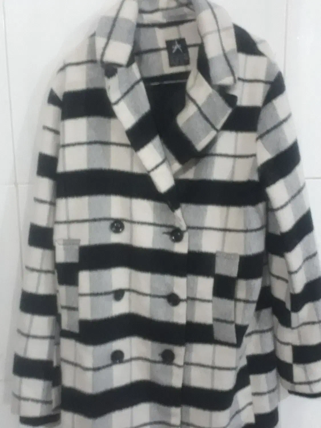 پوشاک|لباس|سبزوار, قلعه‌نو دهزار|دیوار