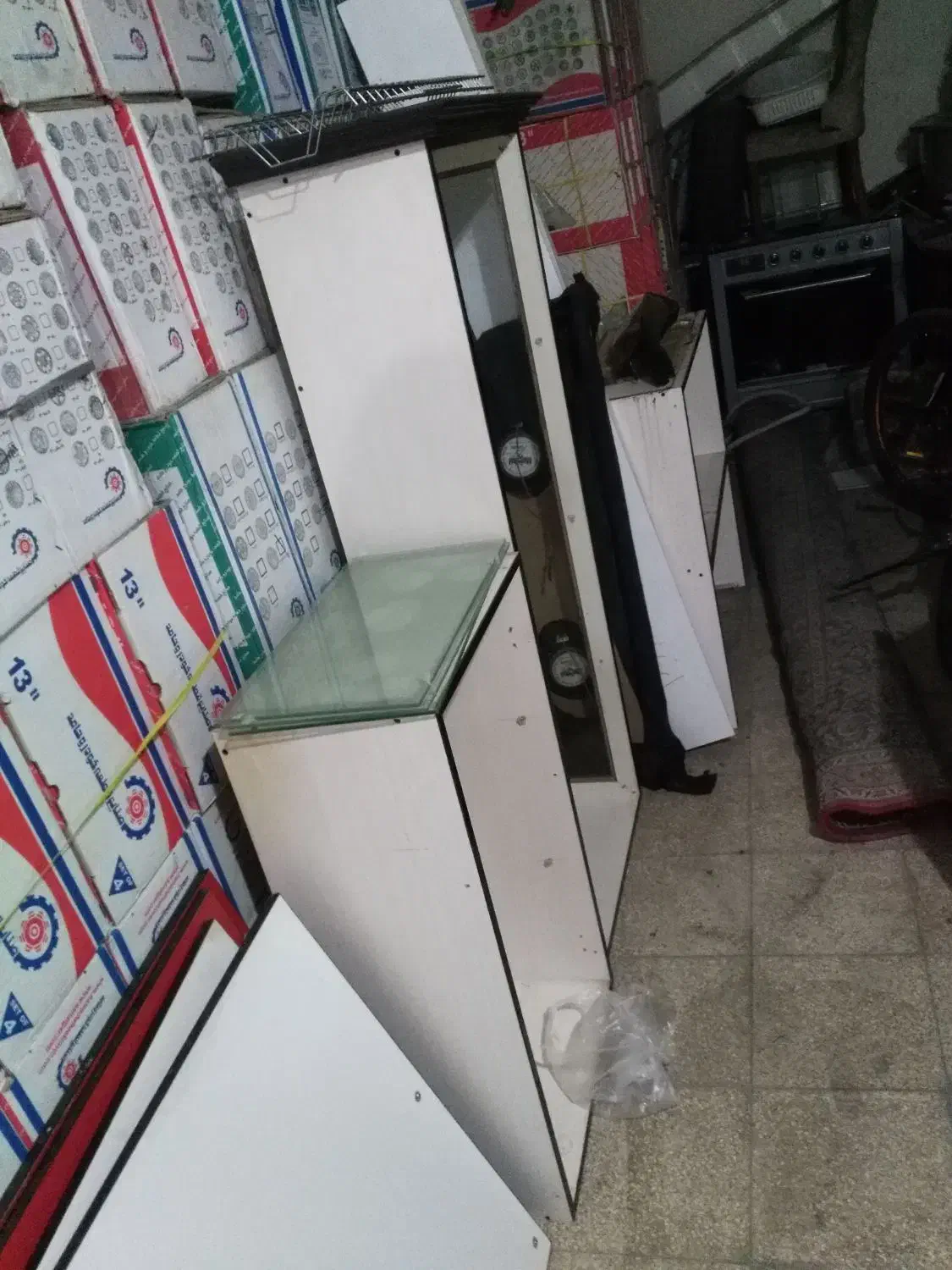 10 متر های گلاس تمیز|کتابخانه، شلف، قفسههای دیواری|خرمآباد, |دیوار