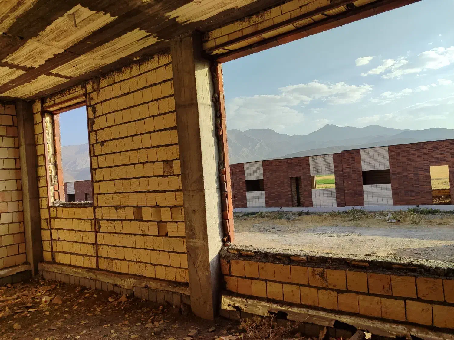 خانه نیمه کاره در شهرک قراب|فروش خانه و ویلا|اردل, |دیوار