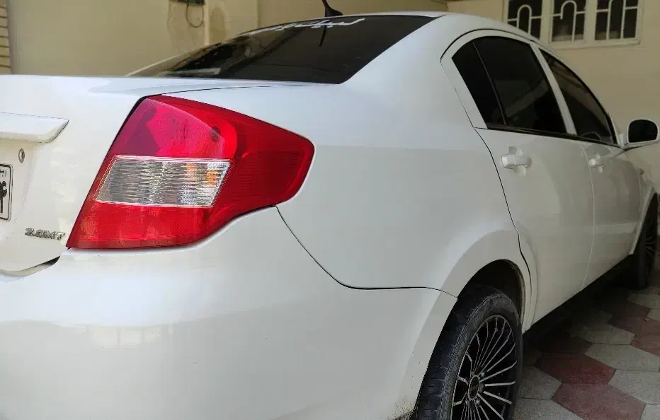 ام وی ام ۵۵۰ سفید دنده ای بدون رنگ|خودرو سواری و وانت|مشهد, شاهد (شهرک غرب)|دیوار