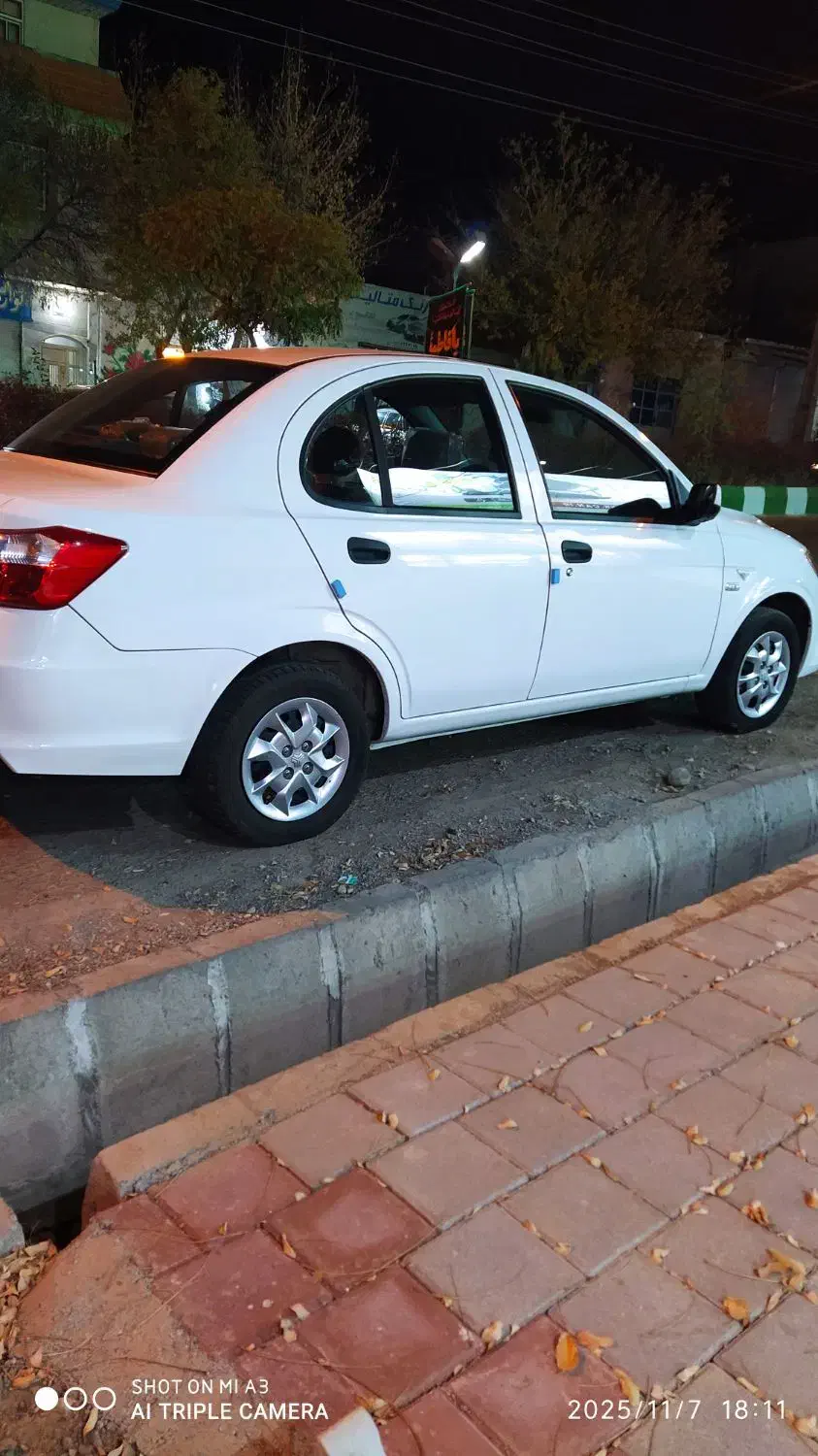 فروش ساینا s|خودرو سواری و وانت|هریس, |دیوار