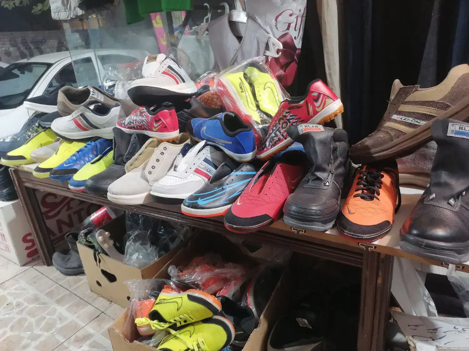 باسلام خدمت دوستان عزیز لباس کار اورجینال گفشاهای|لباس|ملارد, |دیوار