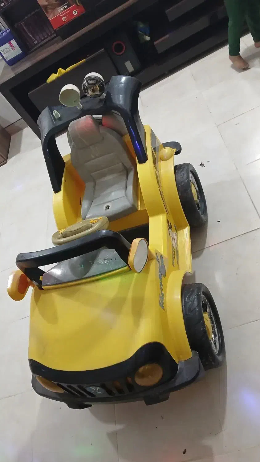 ماشین شارژی|اسباب‌بازی بچه|باوی, |دیوار