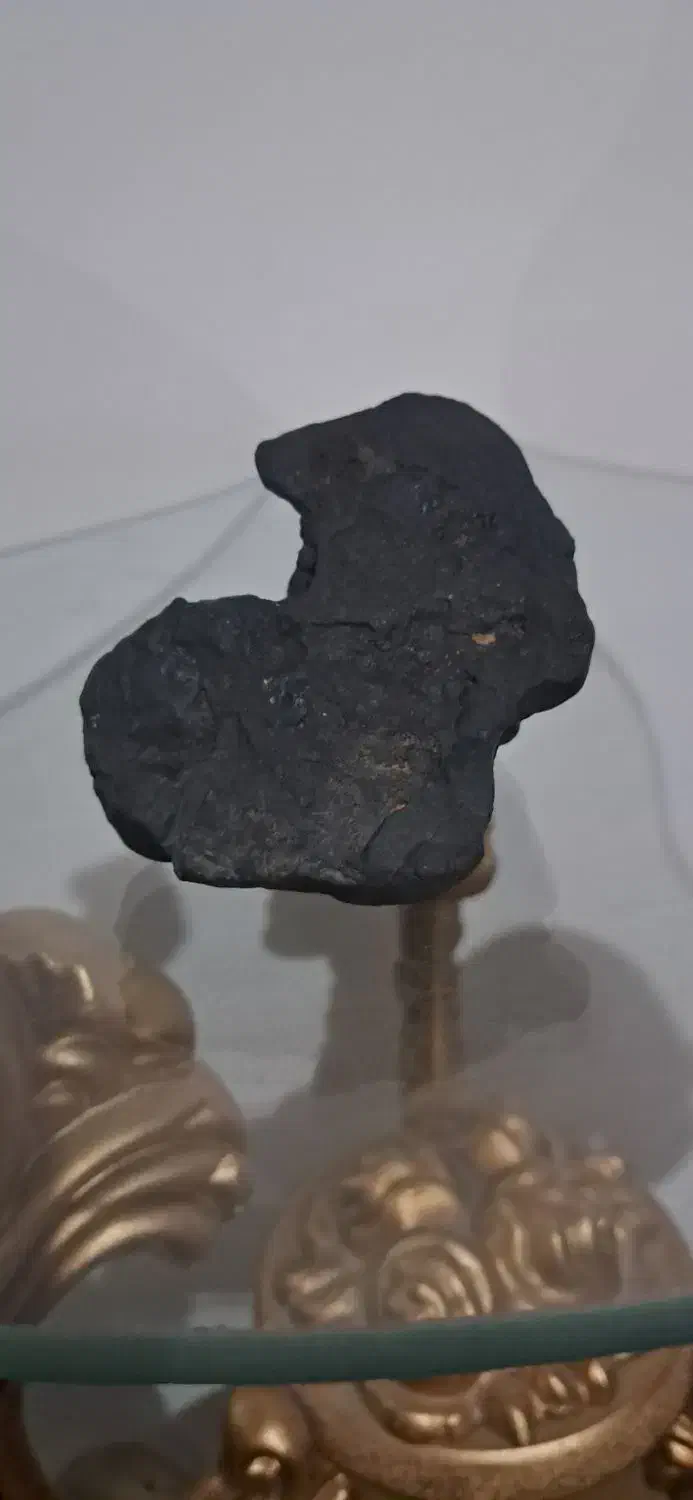 شهاب‌سنگ|کلکسیون اشیاء عتیقه|قیامدشت - خاورشهر, |دیوار