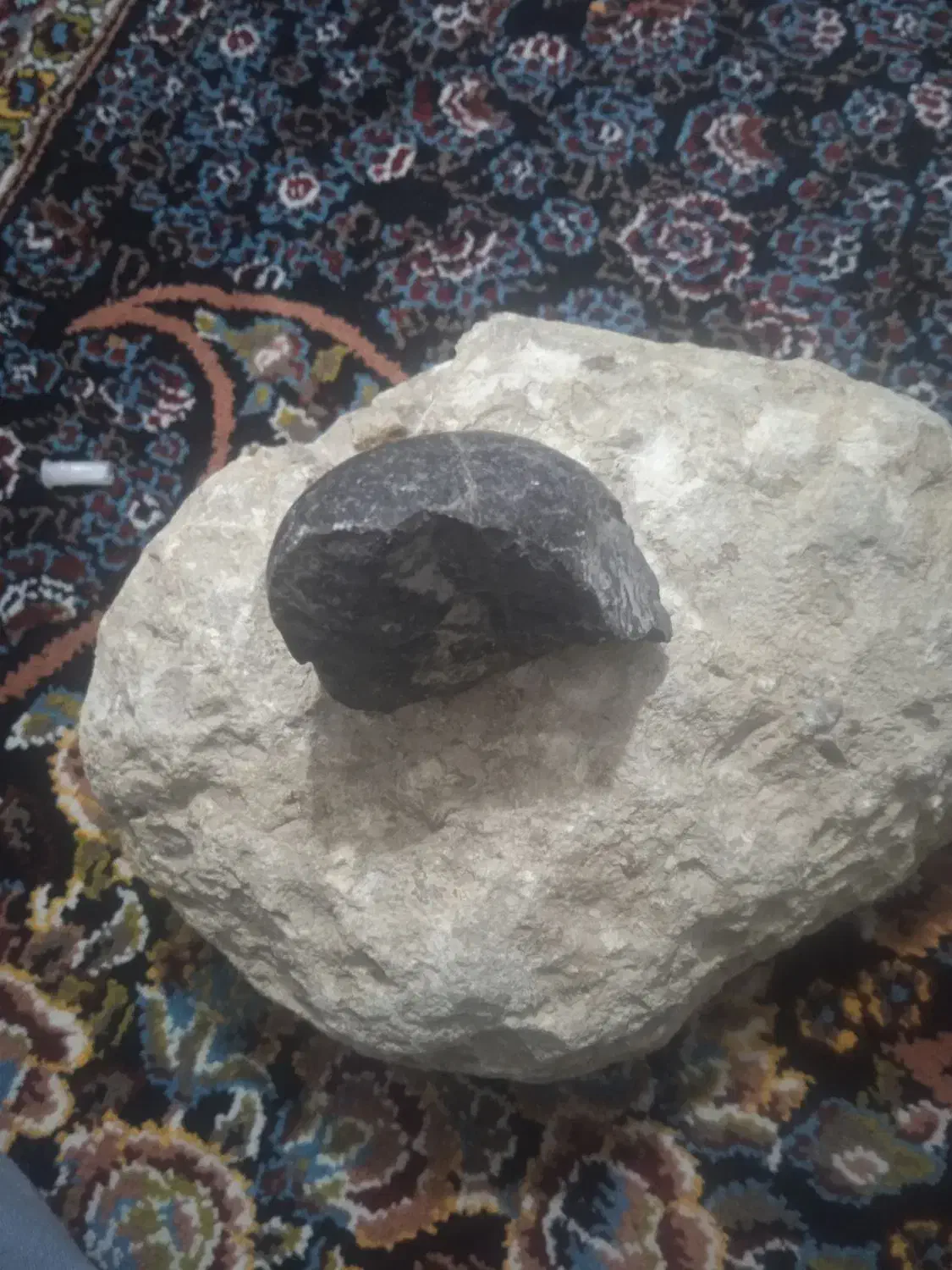 سنگ|کلکسیون اشیاء عتیقه|قره ضیاالدین, |دیوار