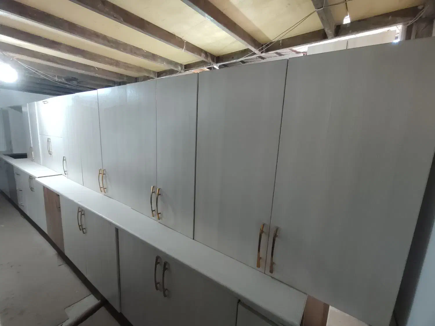 کابینت سفید دست دوم|مصالح و تجهیزات ساختمان|خرمآباد, |دیوار