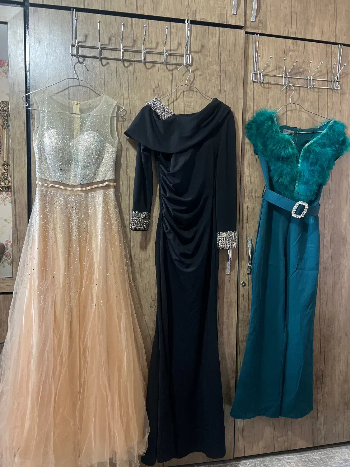 لباس مجلسی درحدنو|لباس|ری, صالح آباد جنوبی (باغ رضوان)|دیوار