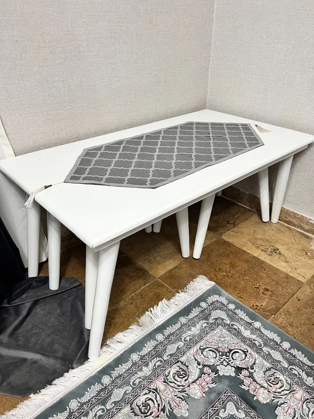 مبل راحتی ۷نفره همراه با میز ناهارخوری و عسلی|مبلمان خانگی و میز عسلی|محلات, |دیوار