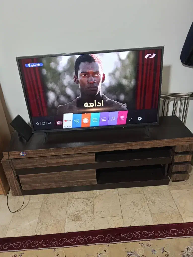 تلویزیون ۴۳ اینچ ال جی|تلویزیون و پروژکتور|کیش, |دیوار